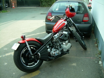 54er Starrahmen mit 1600ccm S&S Motor.