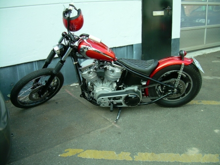 54er Starrahmen mit 1600ccm S&S Motor.